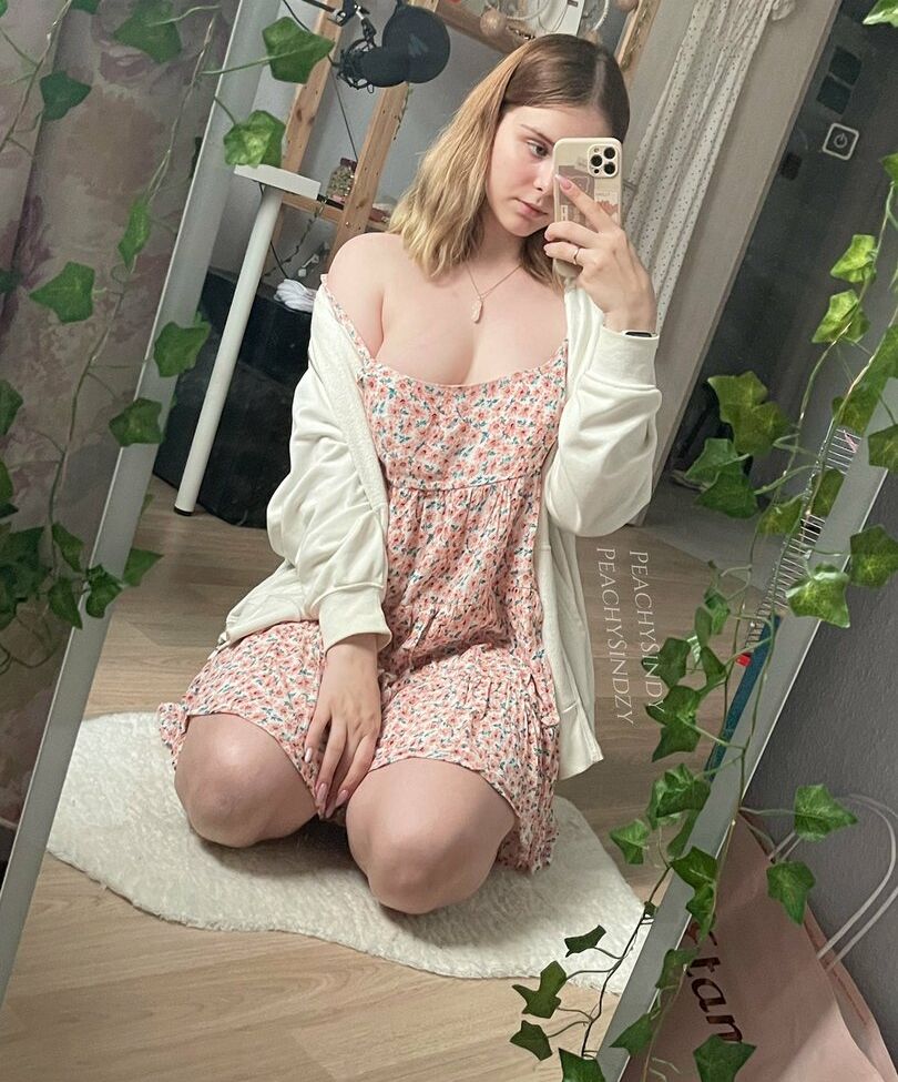 Peachysindy desnuda #108173248