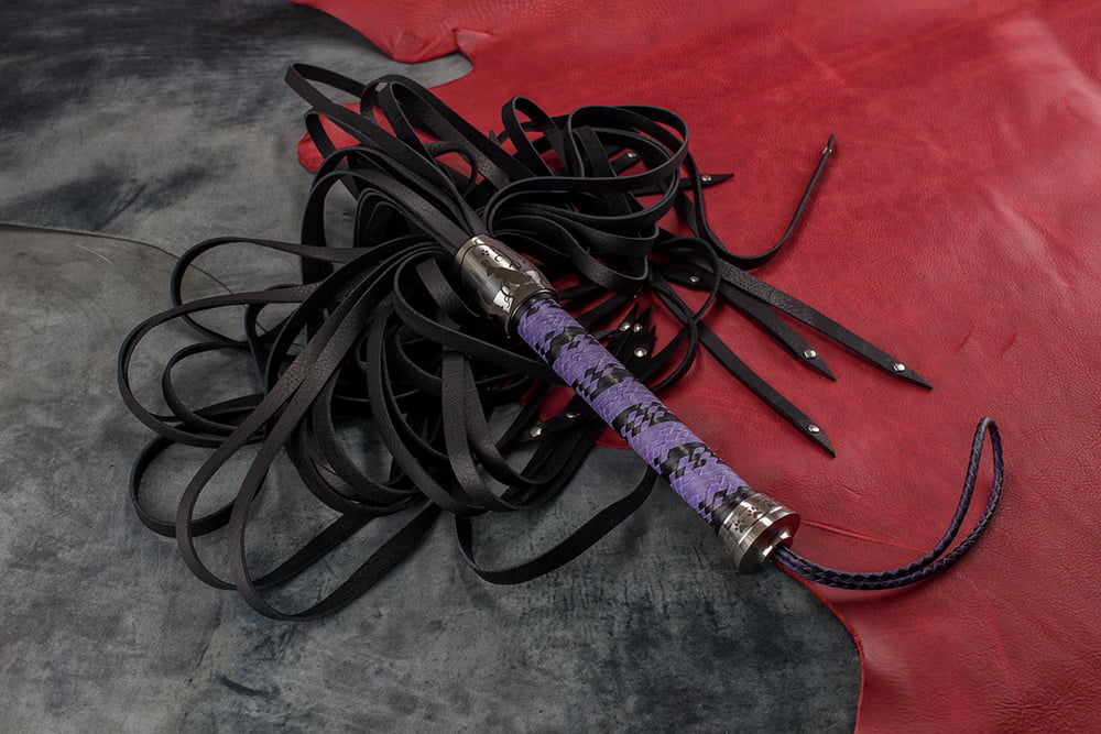 Rabbit Flogger #88280727