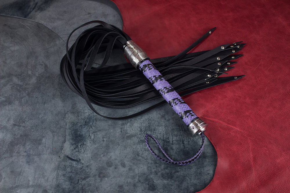 Rabbit Flogger #88280733