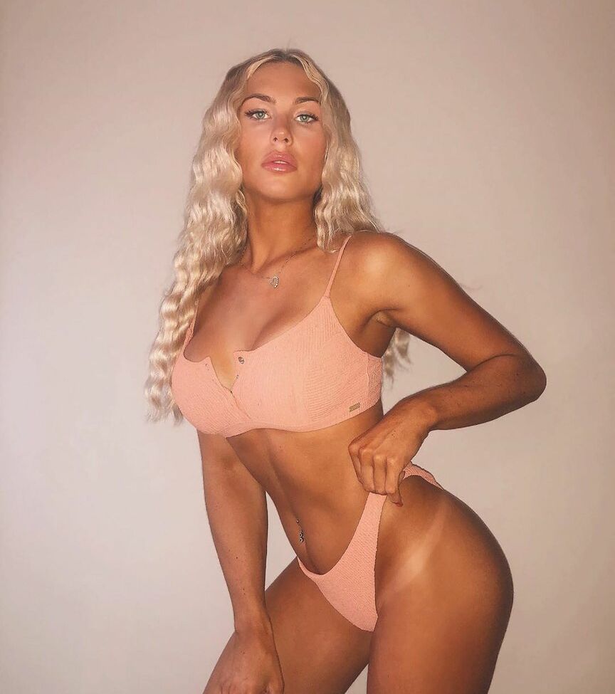 Dezmin Schubel desnuda #108619006