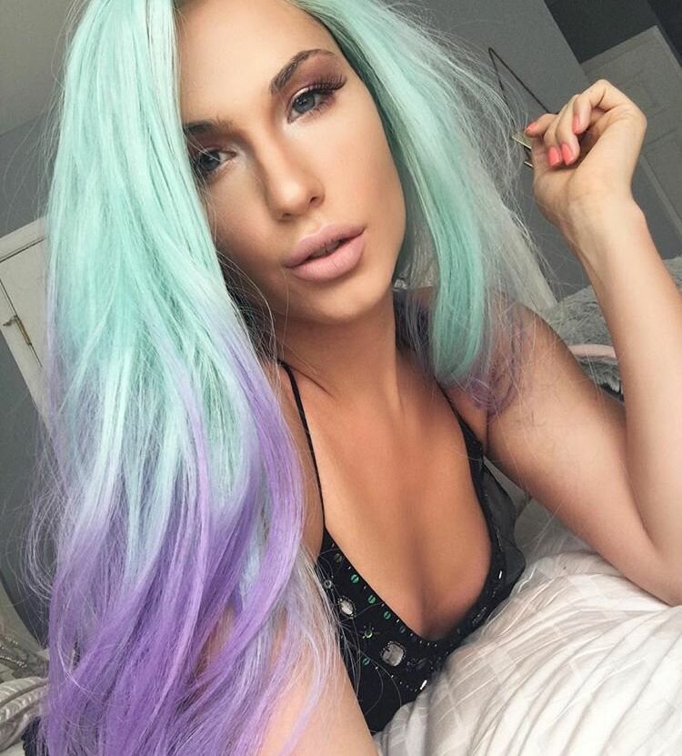 Dezmin Schubel desnuda #108619059