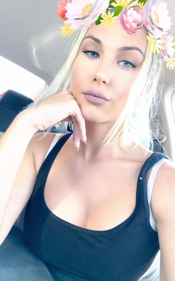 Dezmin Schubel desnuda #108619085