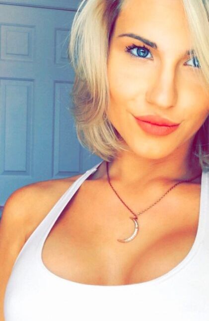 Dezmin Schubel desnuda #108619105