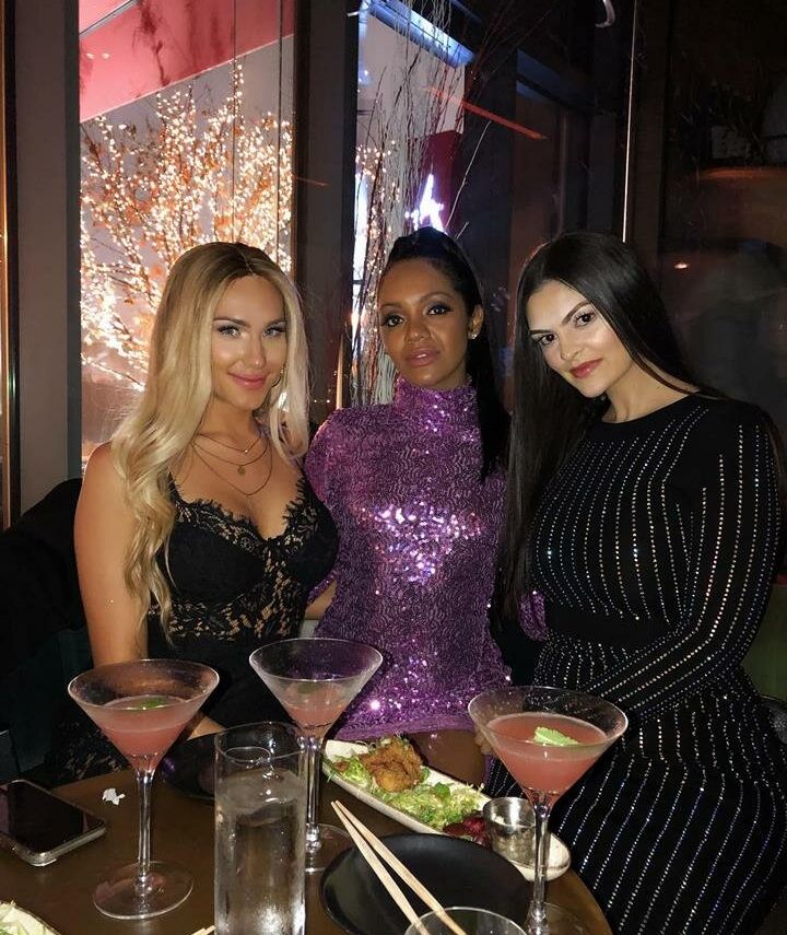 Dezmin Schubel desnuda #108619118