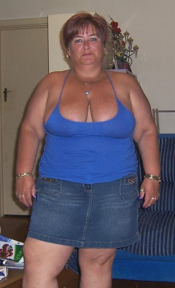 Older and hot 172 (Braless bbw) #90484347