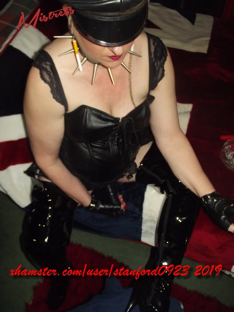 MISTRESS SMOKE #107089197