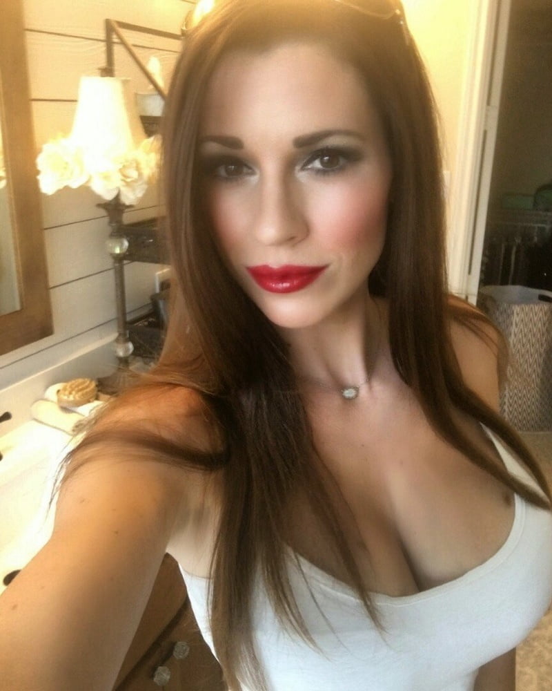 Milfs and co. 21.06.2020
 #92827436