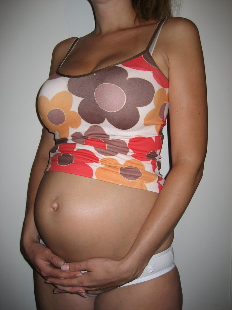 Sdruws2 - スウェーデンの妊娠した巨乳妻の露出
 #88572340