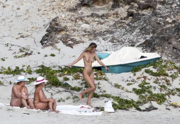 Slut Model Edita Vilkeviciute Nude Beach #101038054