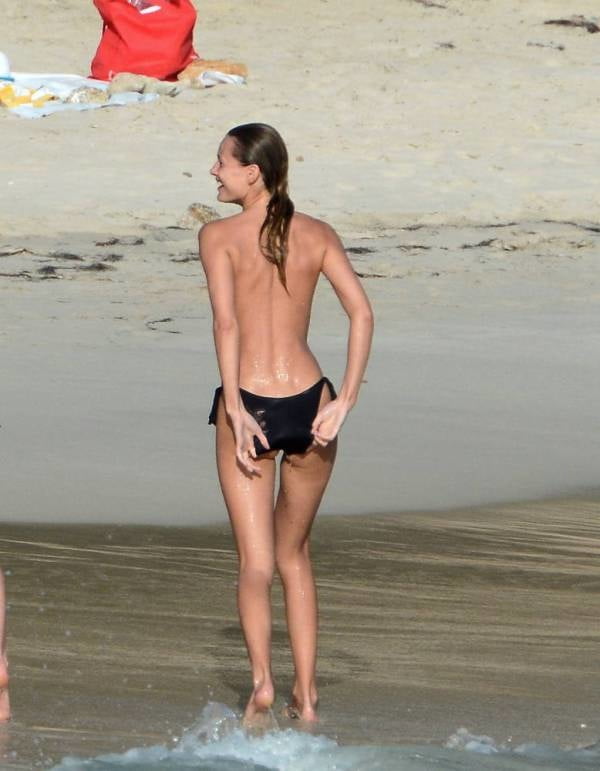 Slut Model Edita Vilkeviciute Nude Beach #101038089