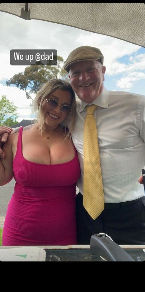 Alexisejames_, desnuda #109866061