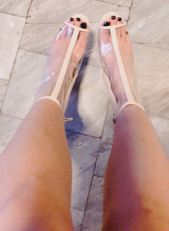 Fingertoes #89985570