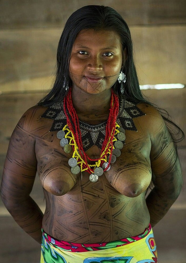 Tribal tits
 #102635645