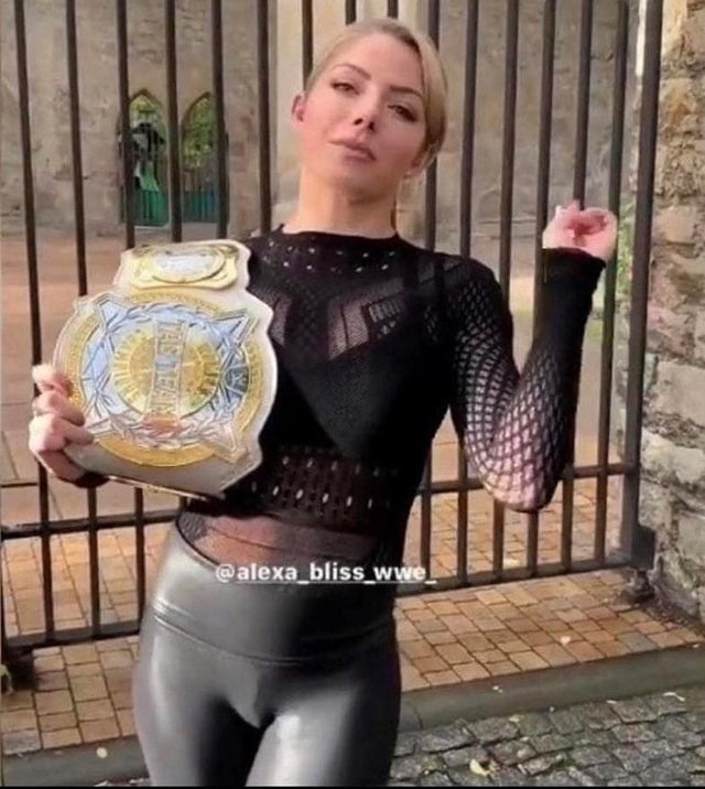 Alexa Bliss WWE mega collection 3 #96857240