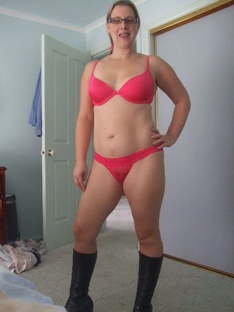 Leanne 44 yo from au
 #104940971