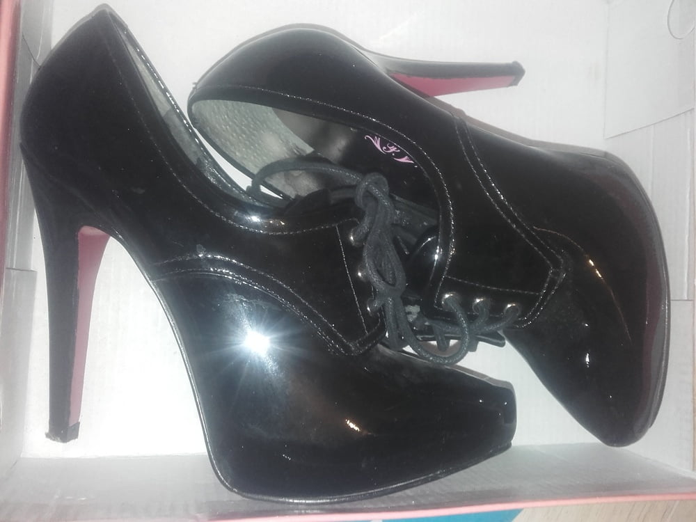 shoes #97672309