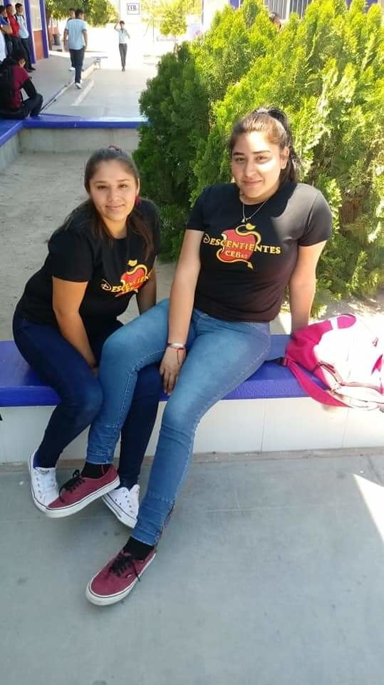 Putitas de la paz (diversas)
 #104641352