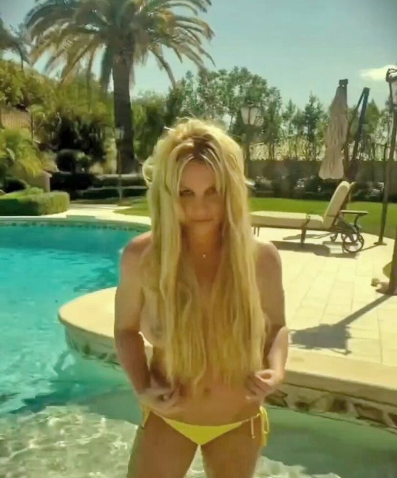 Britney Spears nude #107600695