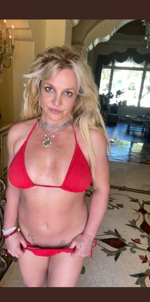 Britney Spears nude #107600744