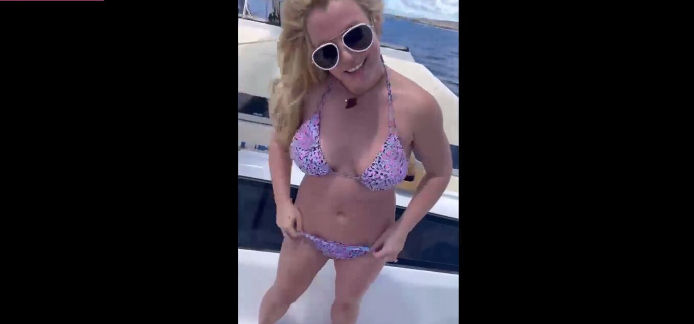 Britney Spears nude #107600778