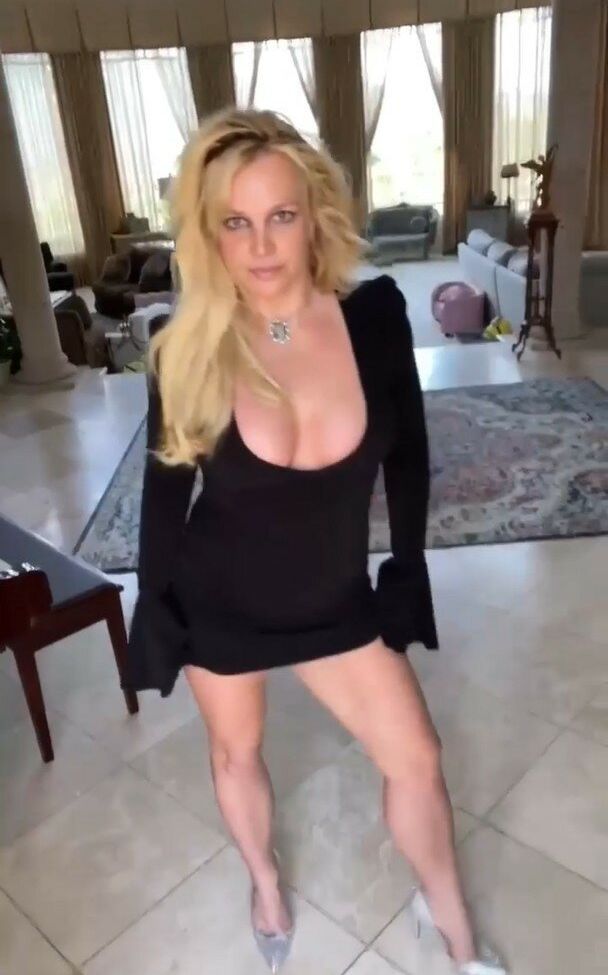 Britney Spears nude #107600876