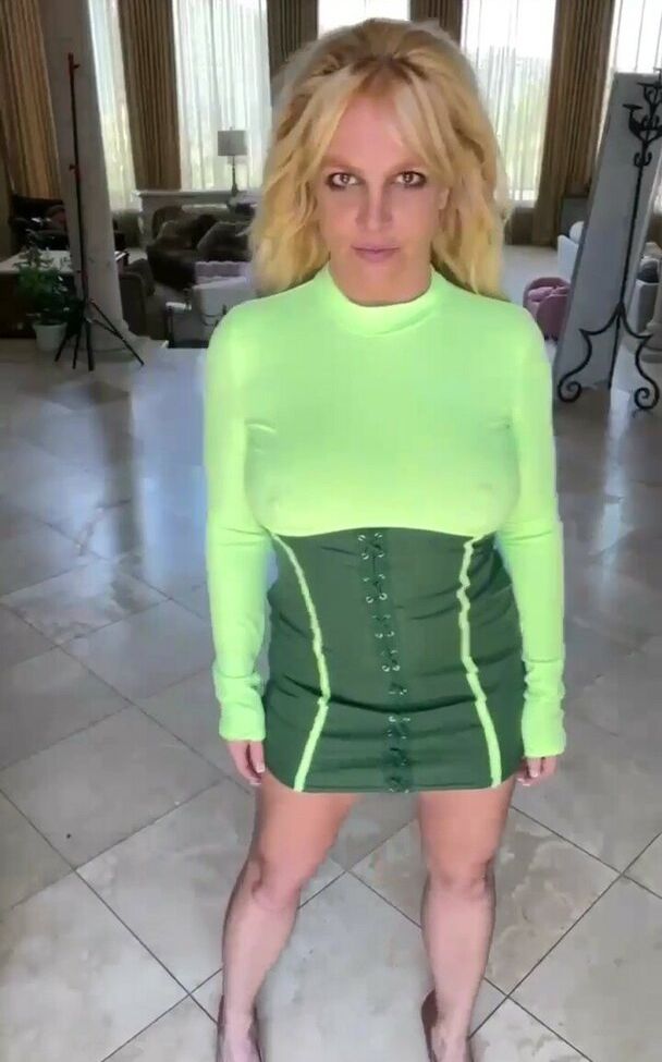 Britney Spears nude #107600881