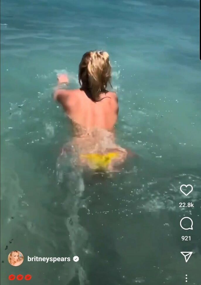 Britney Spears nude #107601024