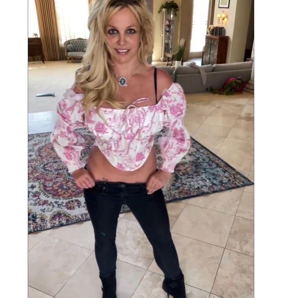 Britney Spears nude #107601097