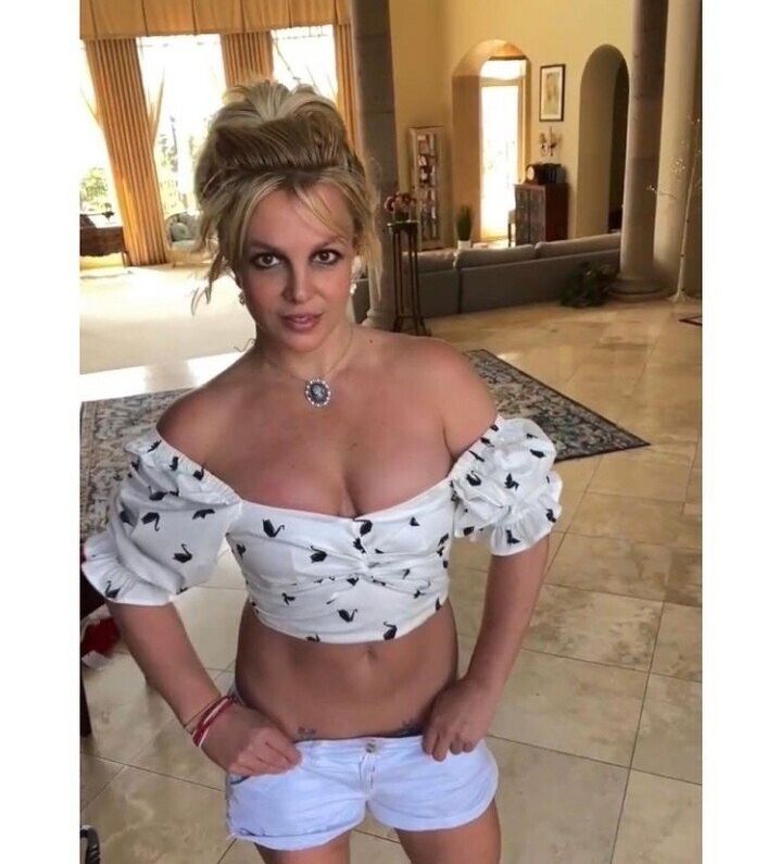 Britney Spears nude #107601182