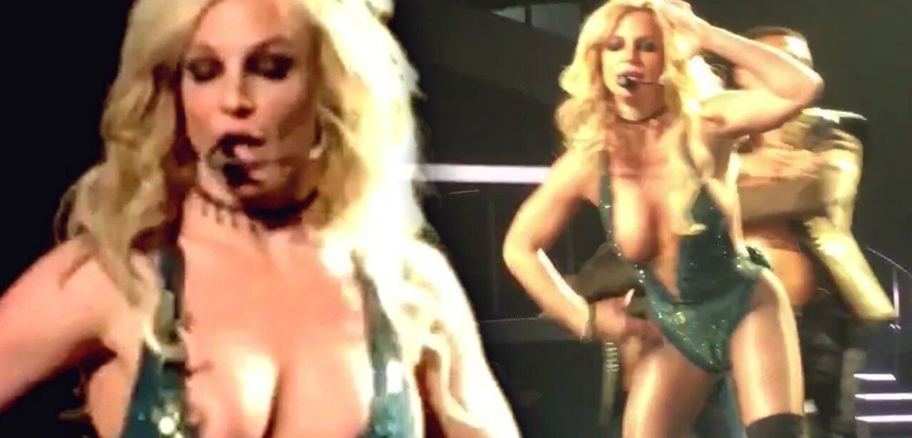 Britney Spears nude #107601249