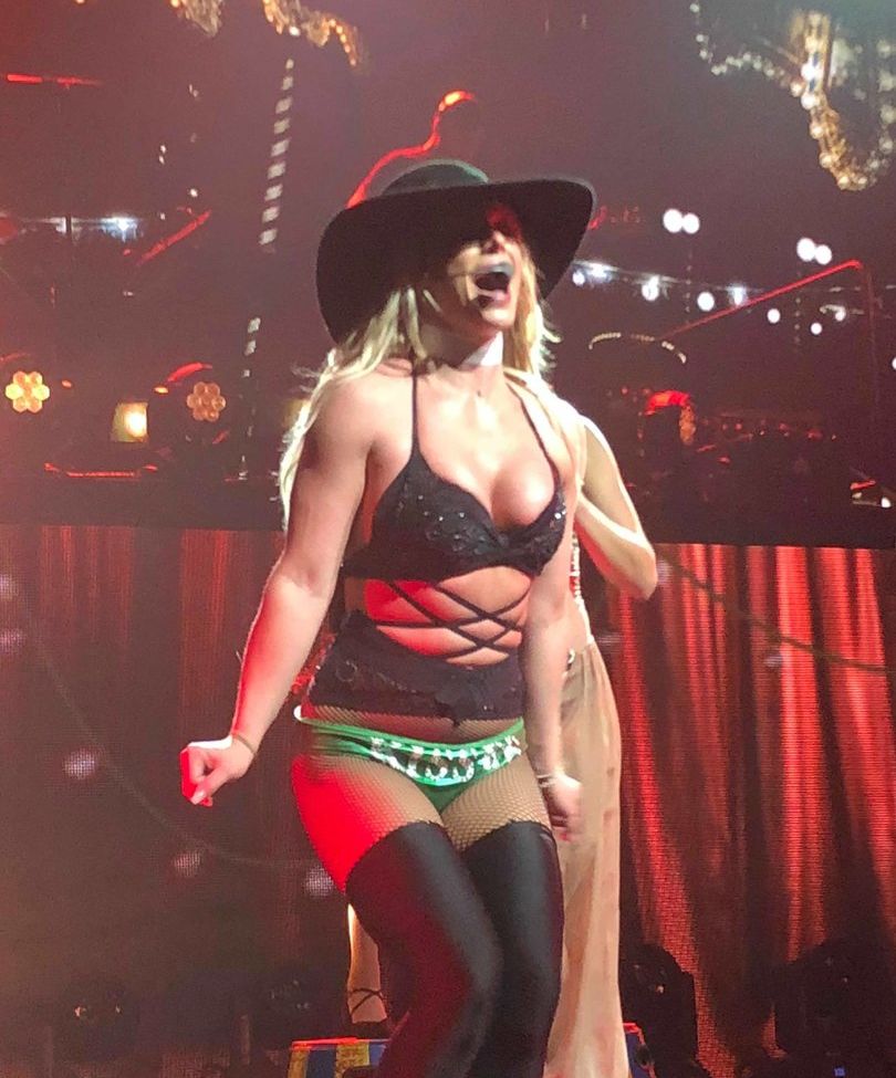 Britney Spears nude #107601286