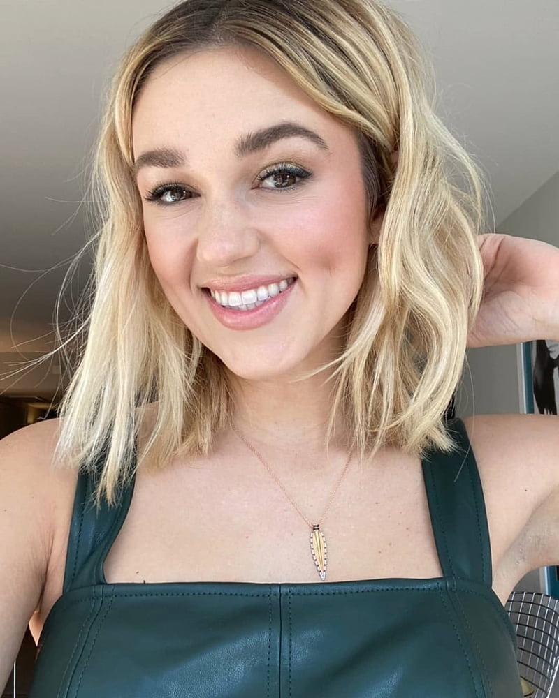 Sadie Robertson needs her christian brains fucked out #89680353