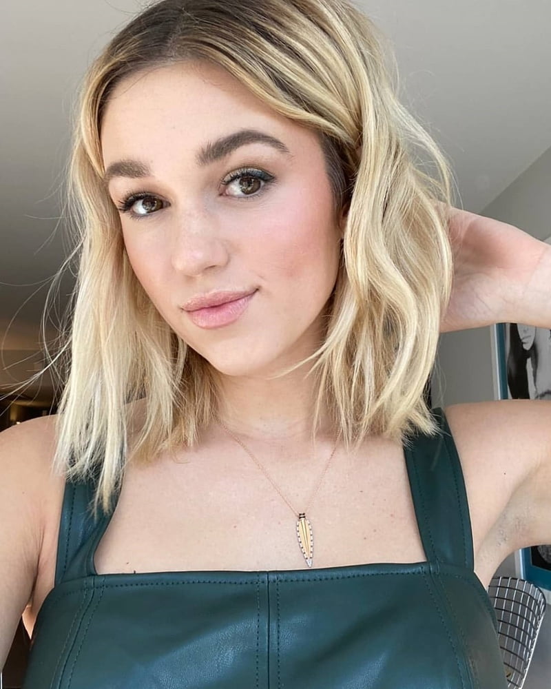 Sadie Robertson needs her christian brains fucked out #89680354
