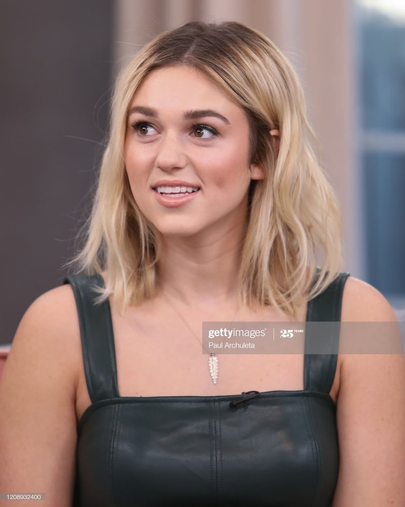 Sadie Robertson needs her christian brains fucked out #89680364