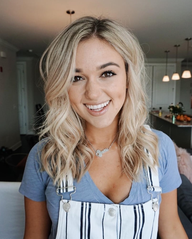 Sadie Robertson needs her christian brains fucked out #89680394