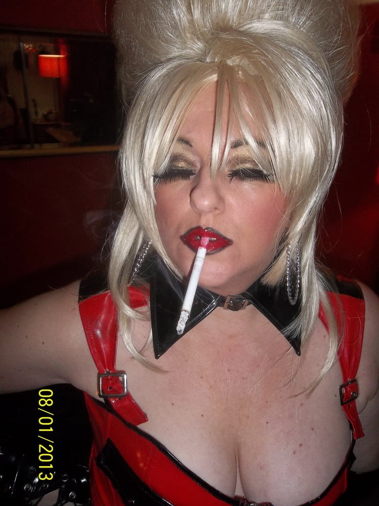 Nueva chica en la ciudad pt 2
 #106817209