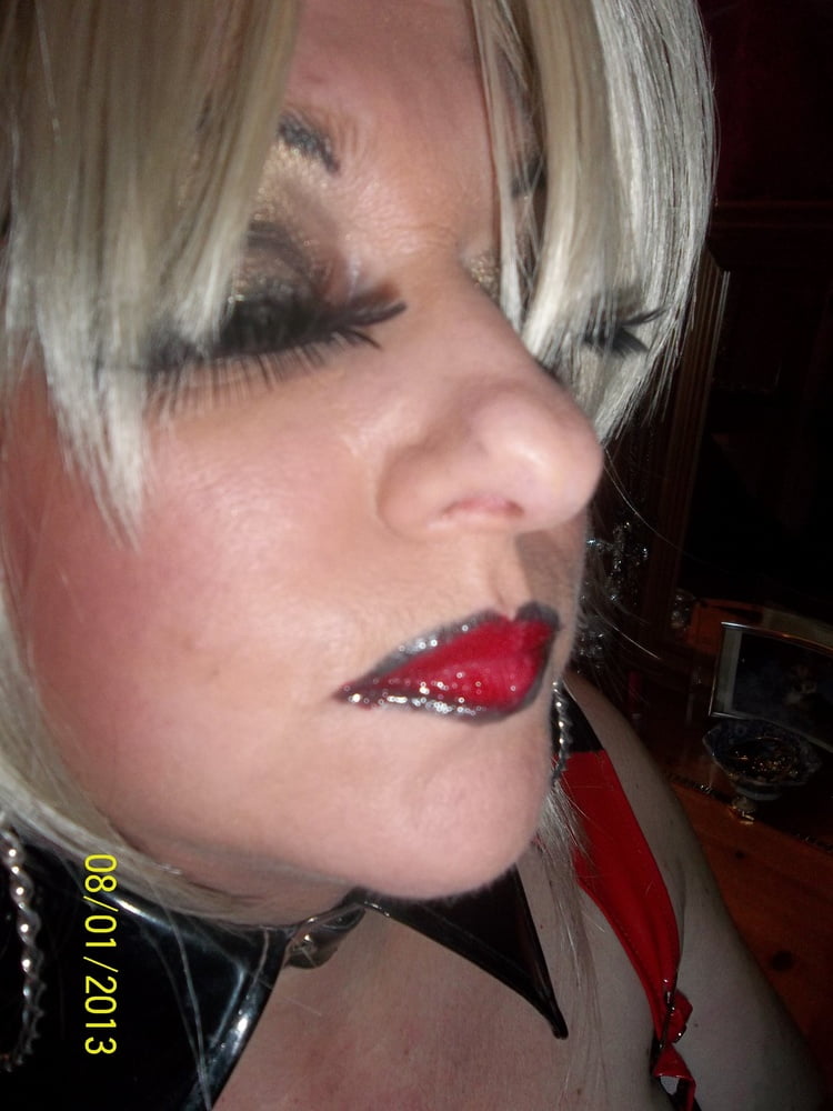 Nueva chica en la ciudad pt 2
 #106817244