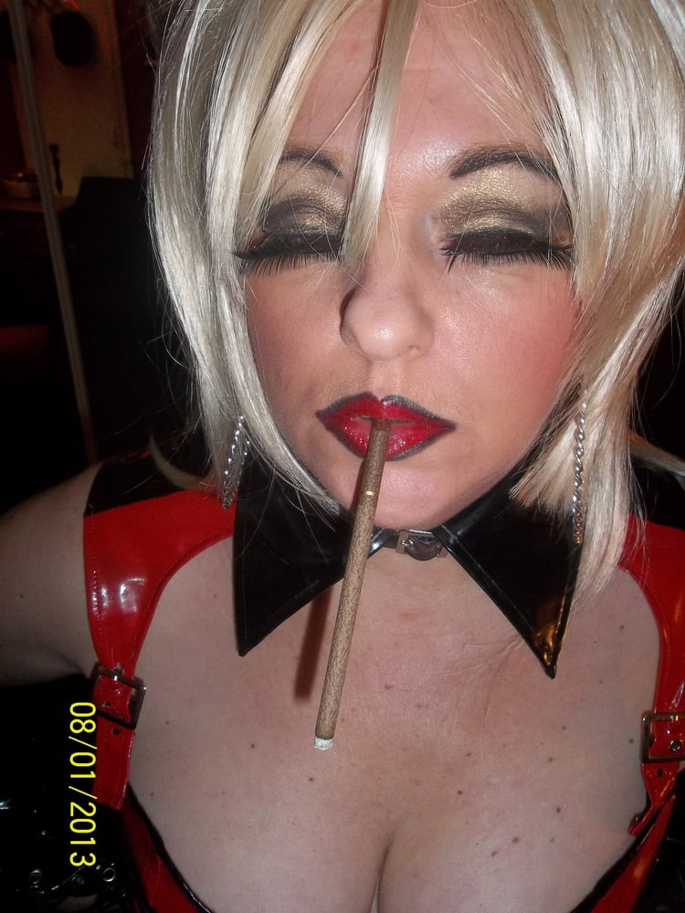 Nueva chica en la ciudad pt 2
 #106817267