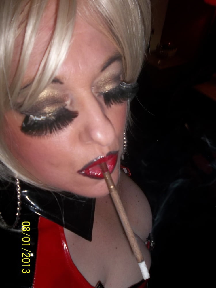 Nueva chica en la ciudad pt 2
 #106817279