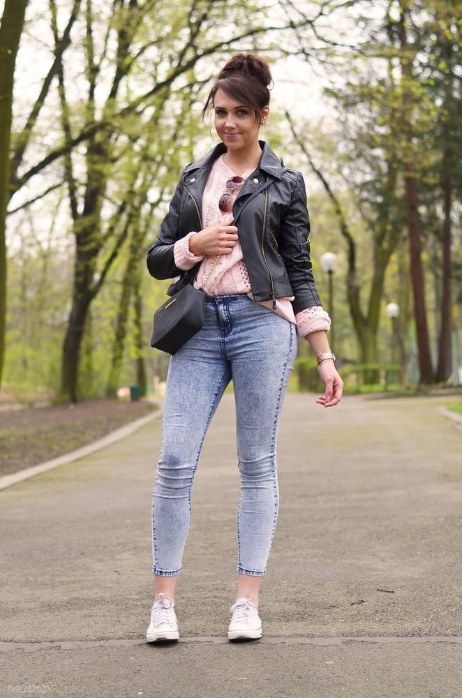 Sexy girls, sexy outfits for sissies 10
 #91604886