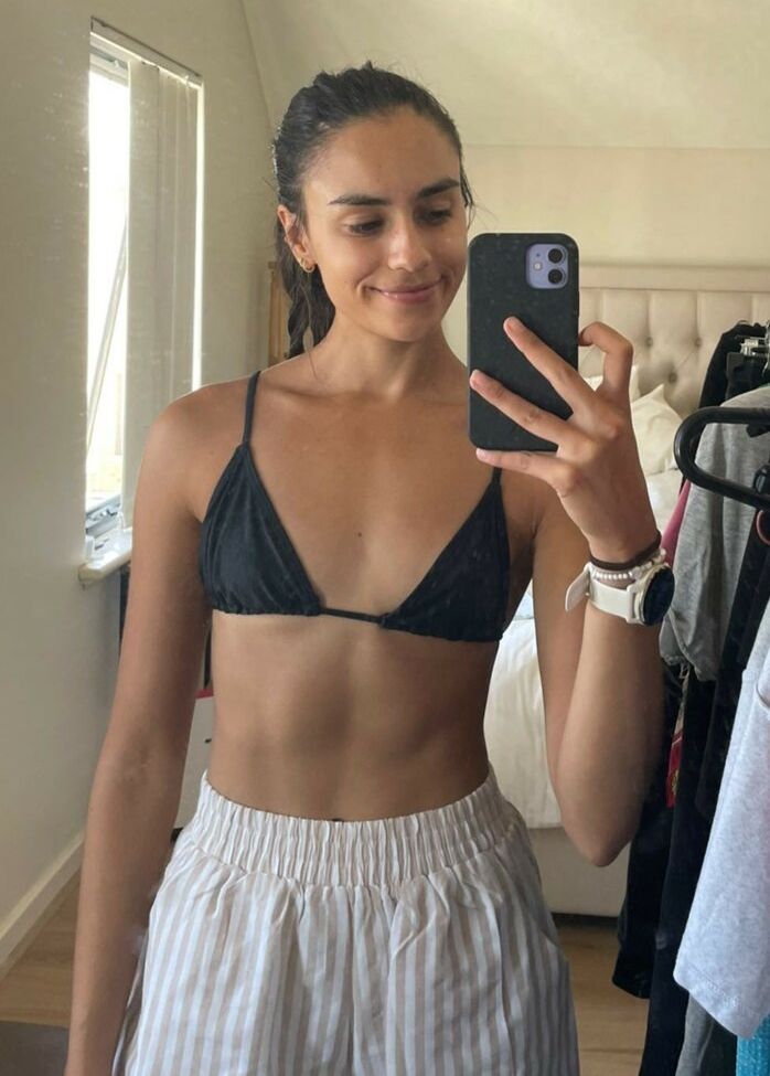 Imogen Russell nude #108730661