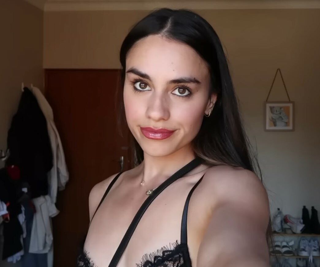 Imogen Russell nude #108730727