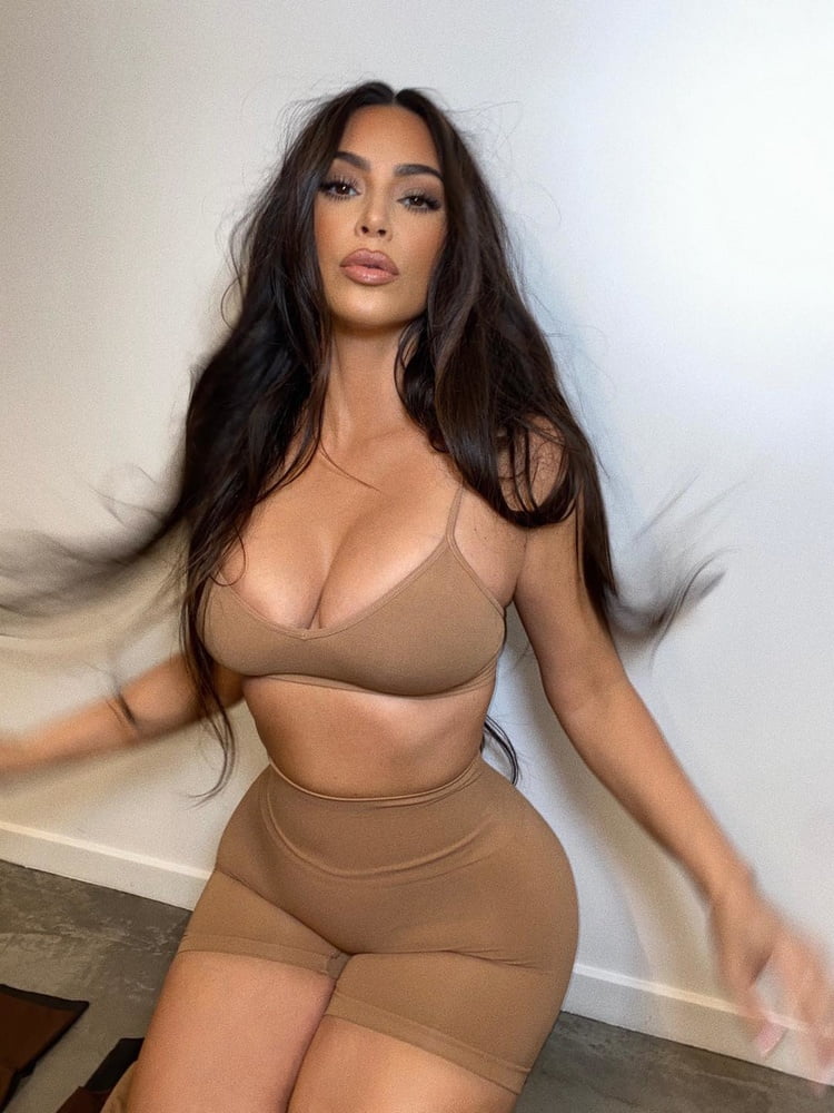 Kim kardashian fresco hot pics 2020
 #92582507