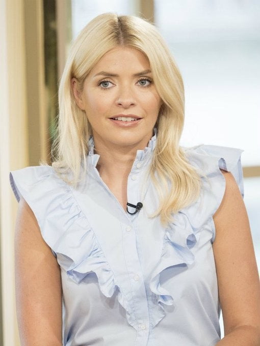 Vorrei che holly willoughby fosse mia moglie!
 #80875559