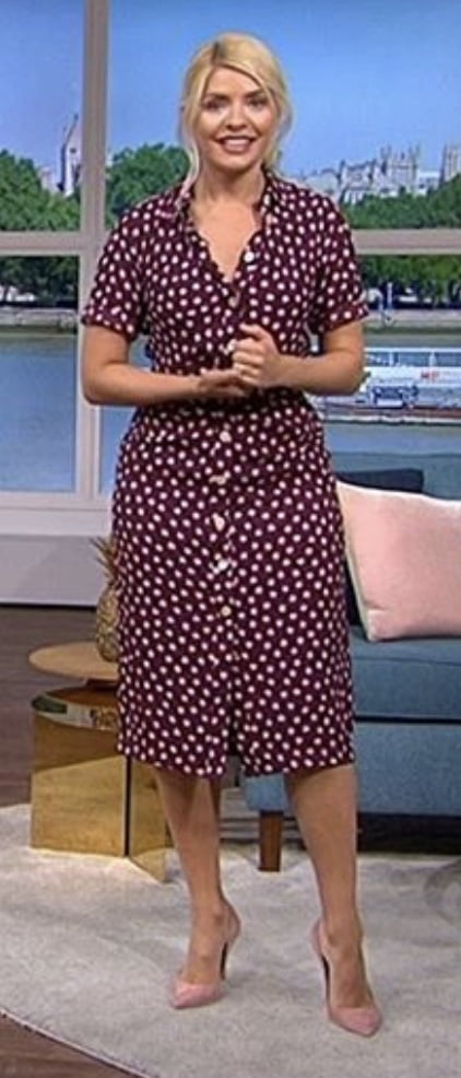 Wish holly willoughby was my wife !
 #80875702
