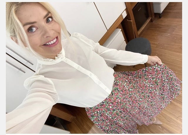 Vorrei che holly willoughby fosse mia moglie!
 #80875897