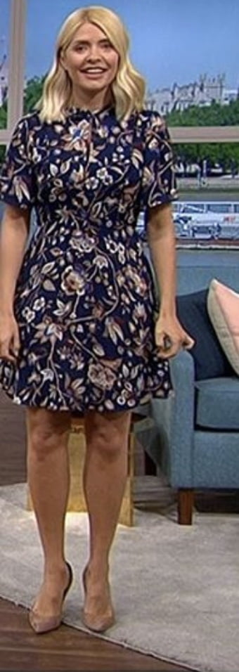 ¡Ojalá holly willoughby fuera mi esposa!
 #80876023