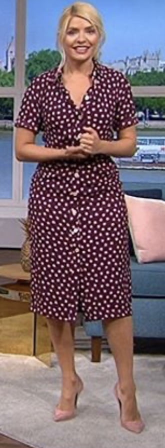 Vorrei che holly willoughby fosse mia moglie!
 #80876297