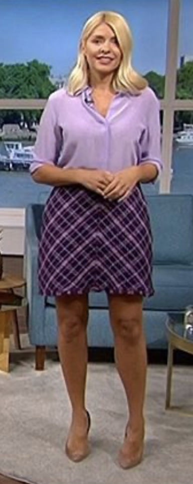 Wish holly willoughby was my wife !
 #80876303