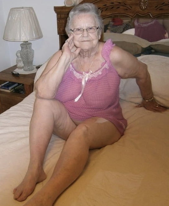 Varie granny mature bbw busty vestiti lingerie 5
 #103349140